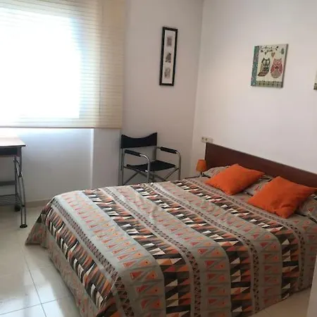 Bright Apartment With Swimming Pool Near The Beach Apartamento Lloret de Mar